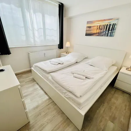 Ferienwohnung Berringer Makrele, an der Promenade Rostock Exterior foto